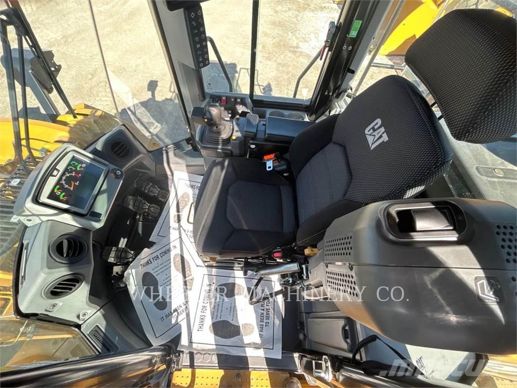 CAT 962M QC Iekrāvēji uz riteņiem