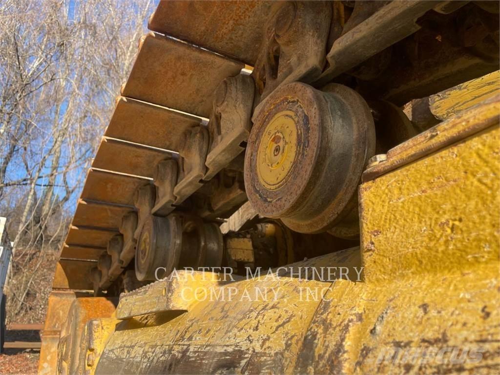 CAT 963-12 Kāpurķēžu iekrāvēji