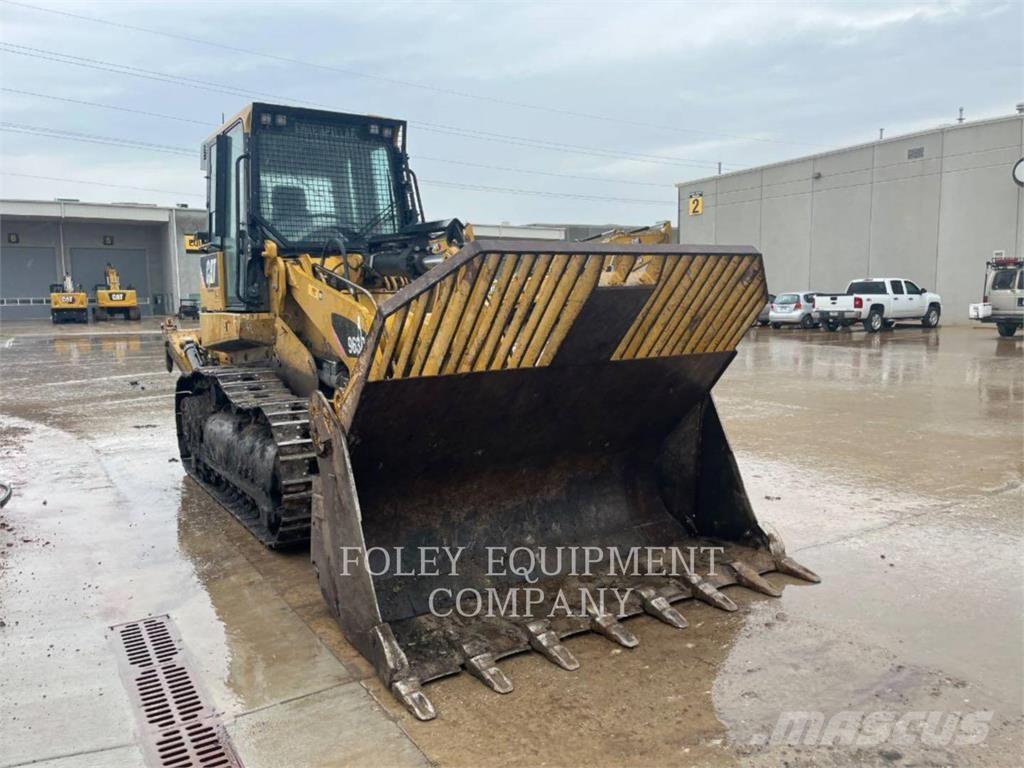 CAT 963D Kāpurķēžu iekrāvēji