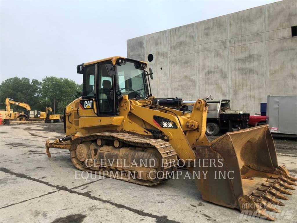 CAT 963K Kāpurķēžu iekrāvēji