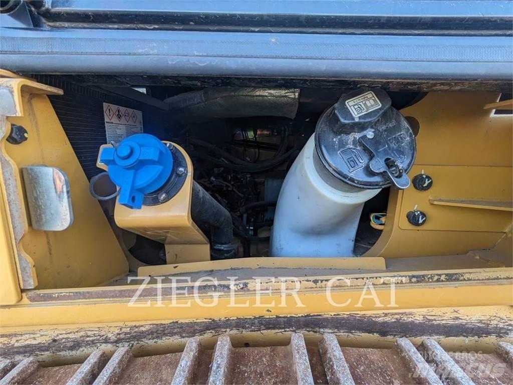 CAT 963K Kāpurķēžu iekrāvēji