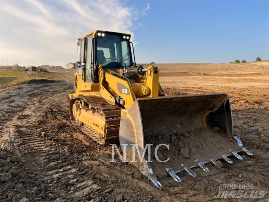 CAT 963K Kāpurķēžu iekrāvēji