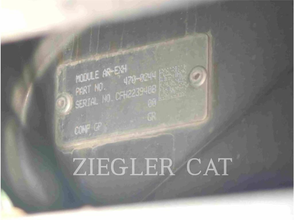 CAT 963K Kāpurķēžu iekrāvēji