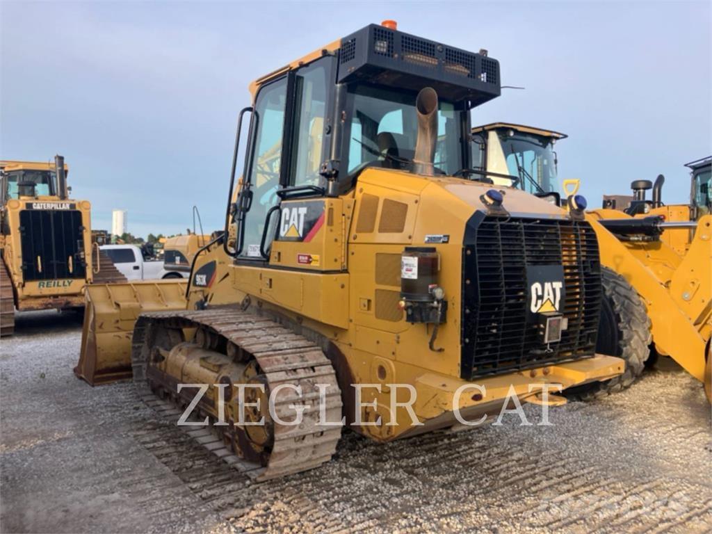 CAT 963K Kāpurķēžu iekrāvēji