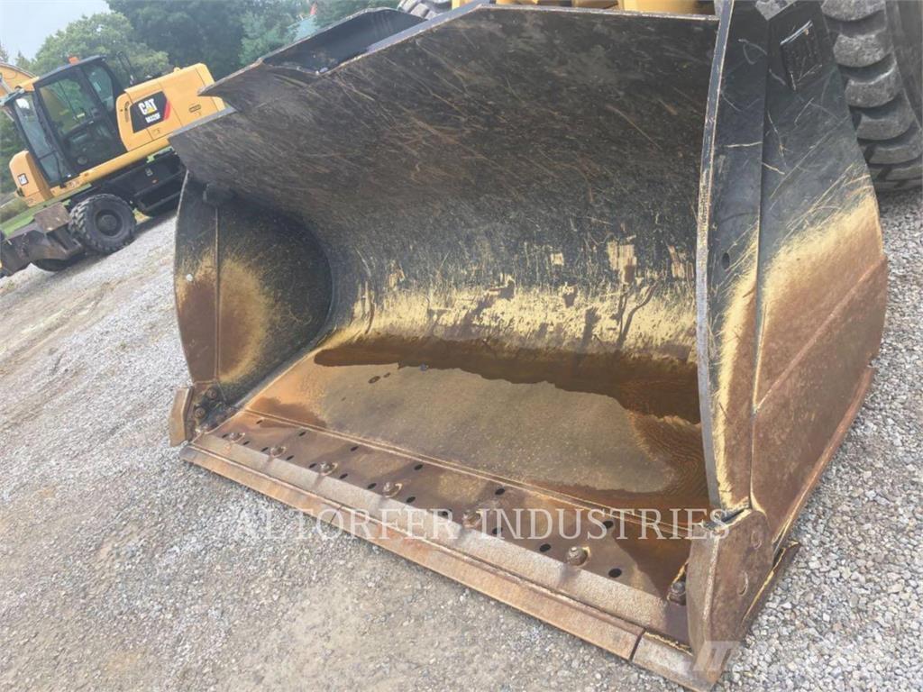 CAT 966-01GC Iekrāvēji uz riteņiem