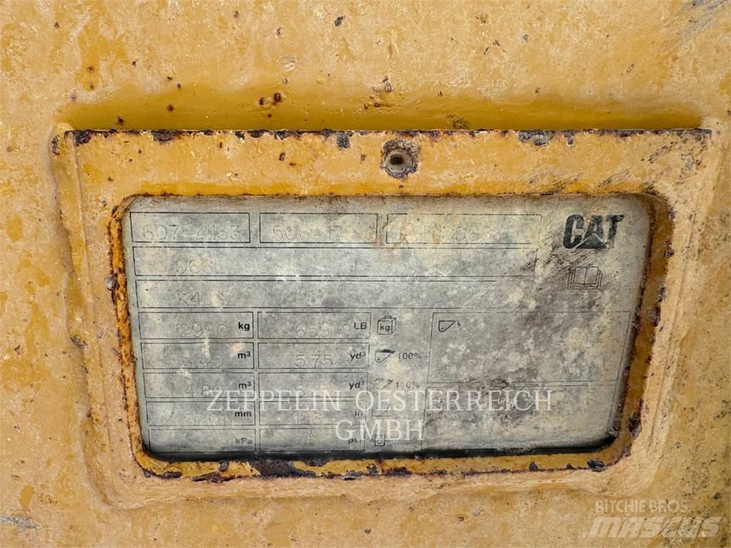CAT 966-14 Iekrāvēji uz riteņiem