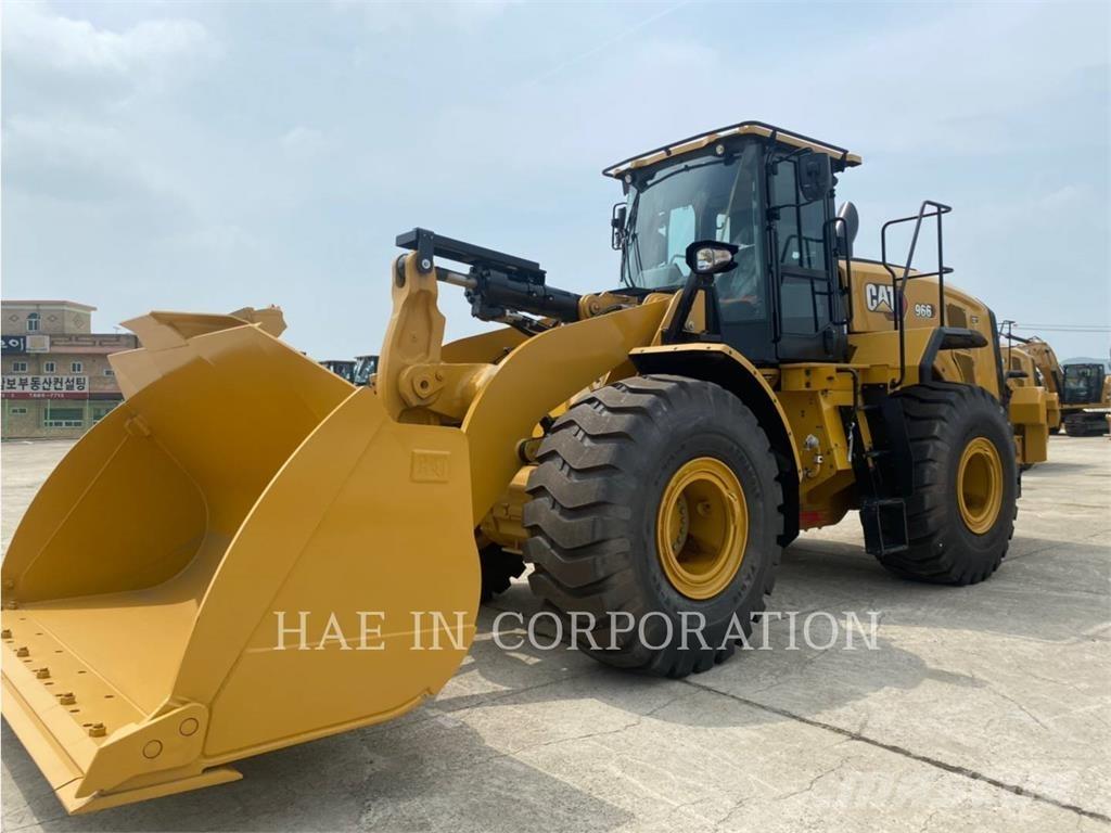 CAT 966-14 Iekrāvēji uz riteņiem