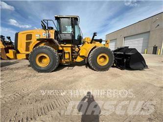CAT 966 QC Iekrāvēji uz riteņiem