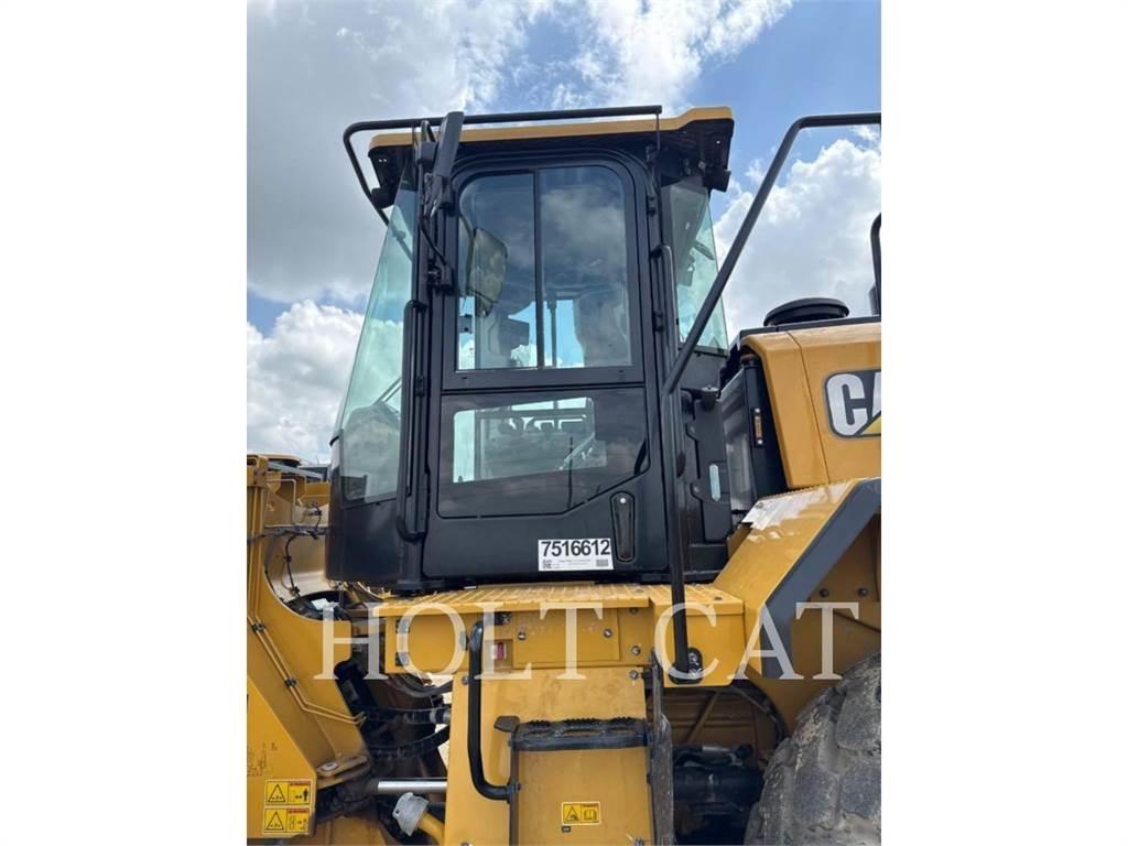 CAT 966 QC Iekrāvēji uz riteņiem