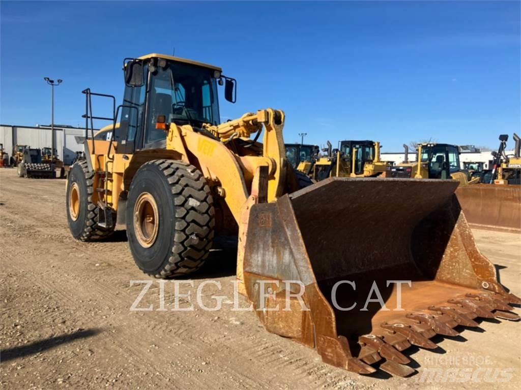 CAT 966G Iekrāvēji uz riteņiem