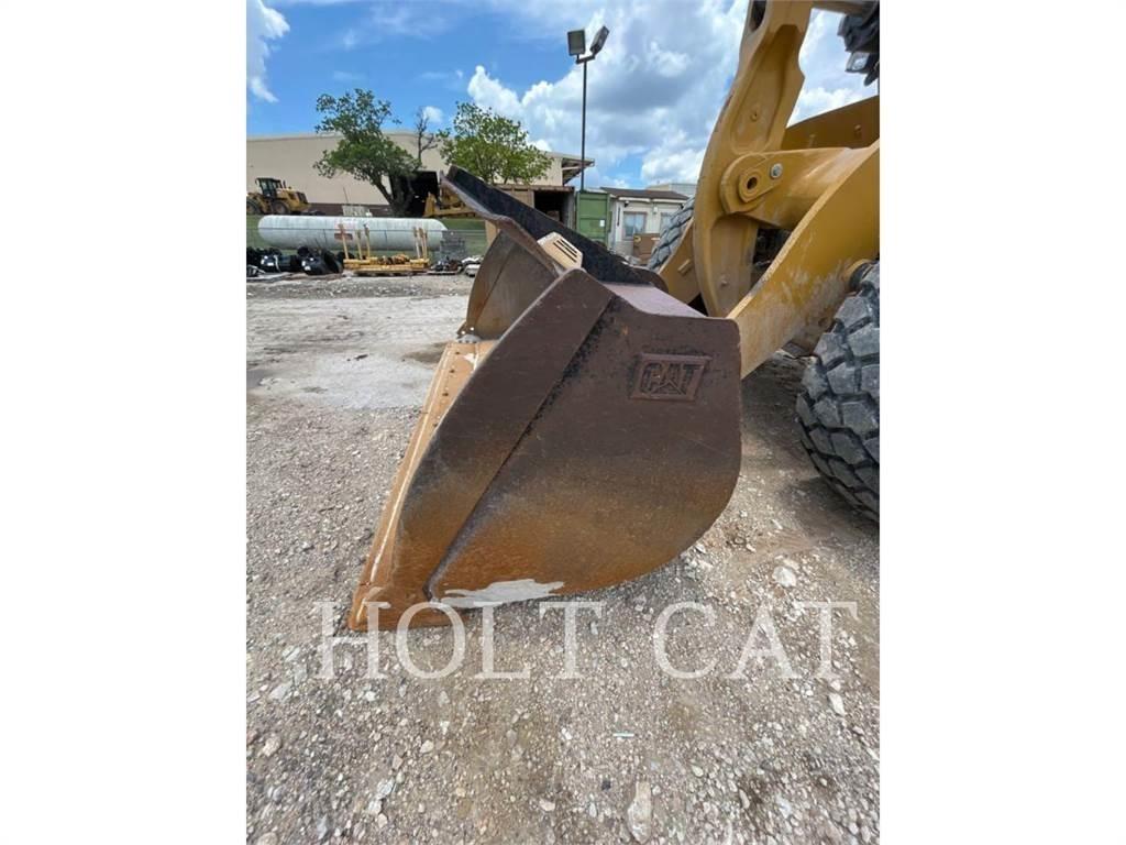CAT 966GC Iekrāvēji uz riteņiem