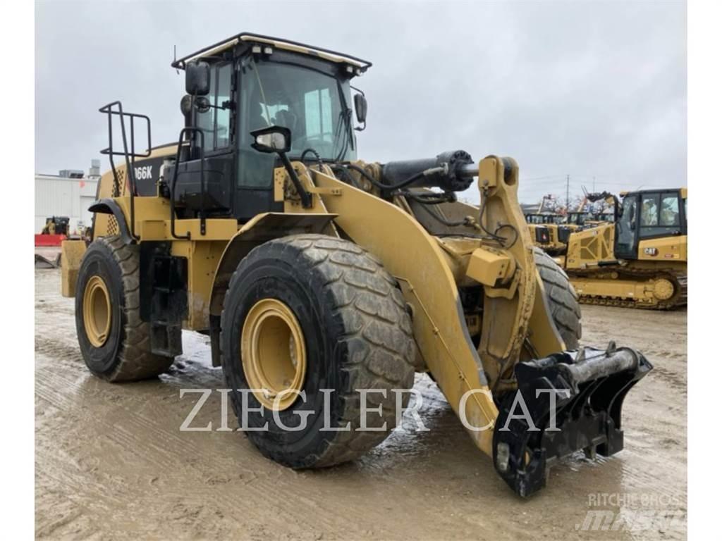 CAT 966K Iekrāvēji uz riteņiem