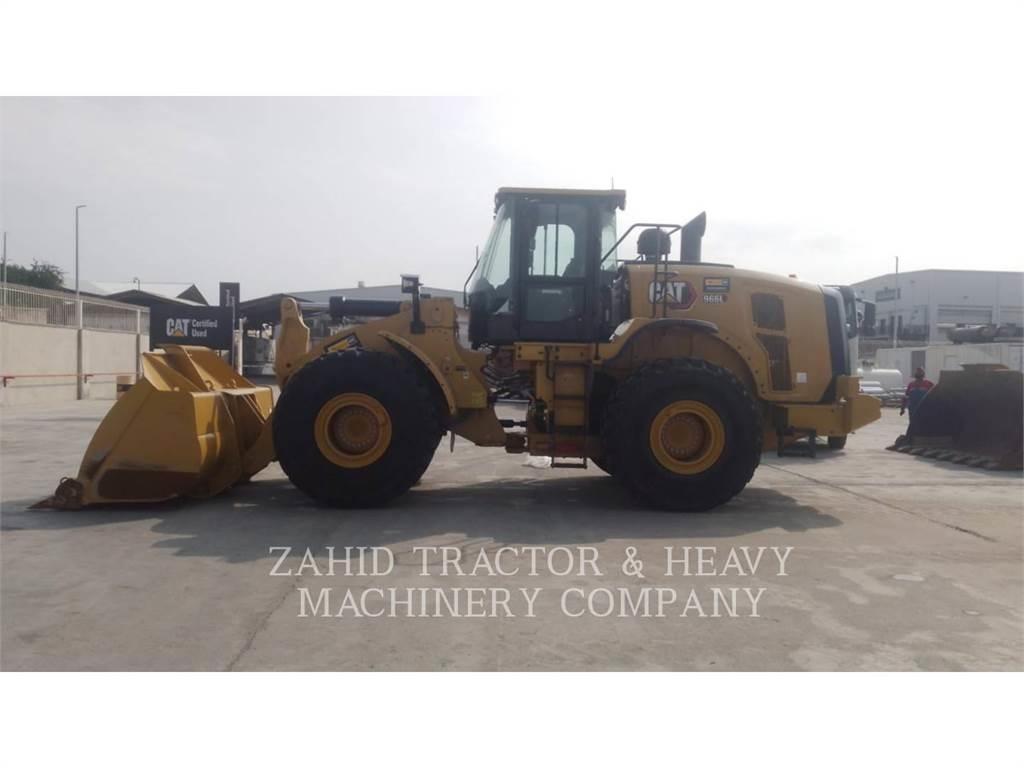 CAT 966L Iekrāvēji uz riteņiem