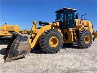 CAT 966M Iekrāvēji uz riteņiem
