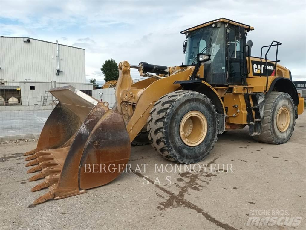 CAT 966M Iekrāvēji uz riteņiem