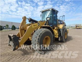 CAT 966M Iekrāvēji uz riteņiem