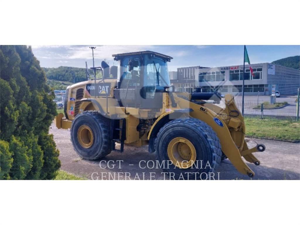 CAT 966M Iekrāvēji uz riteņiem