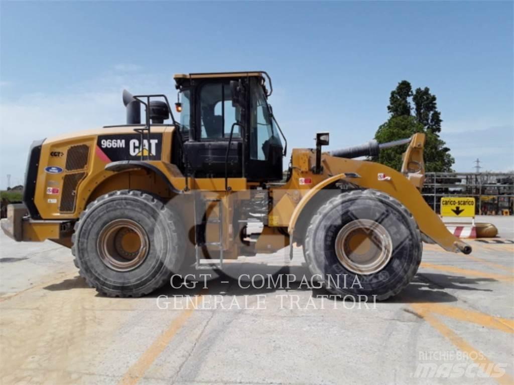 CAT 966M Iekrāvēji uz riteņiem