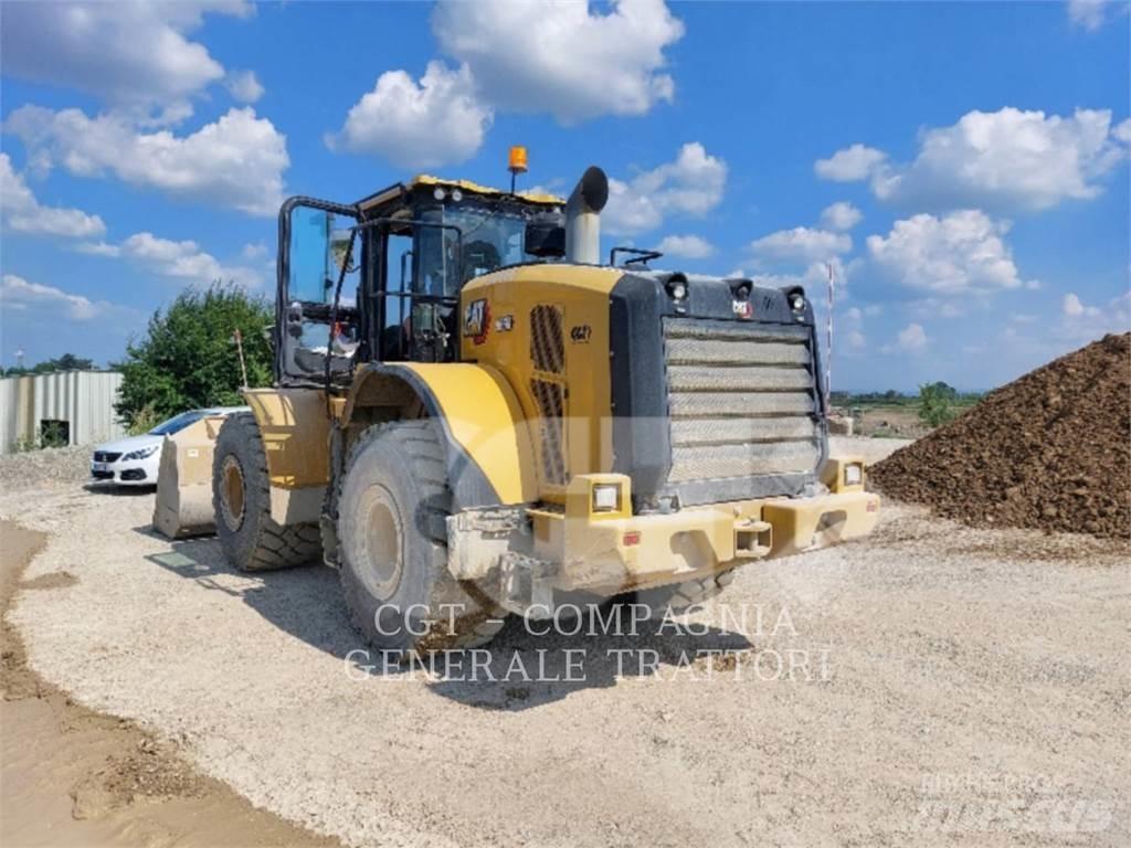 CAT 966M Iekrāvēji uz riteņiem