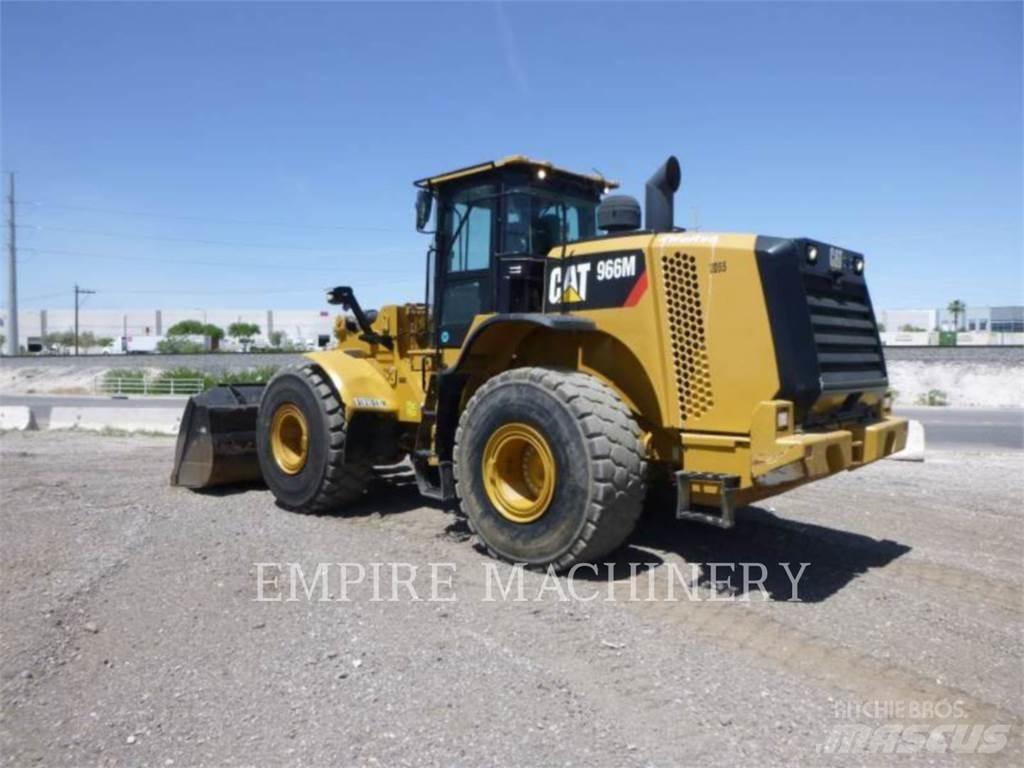CAT 966M Iekrāvēji uz riteņiem