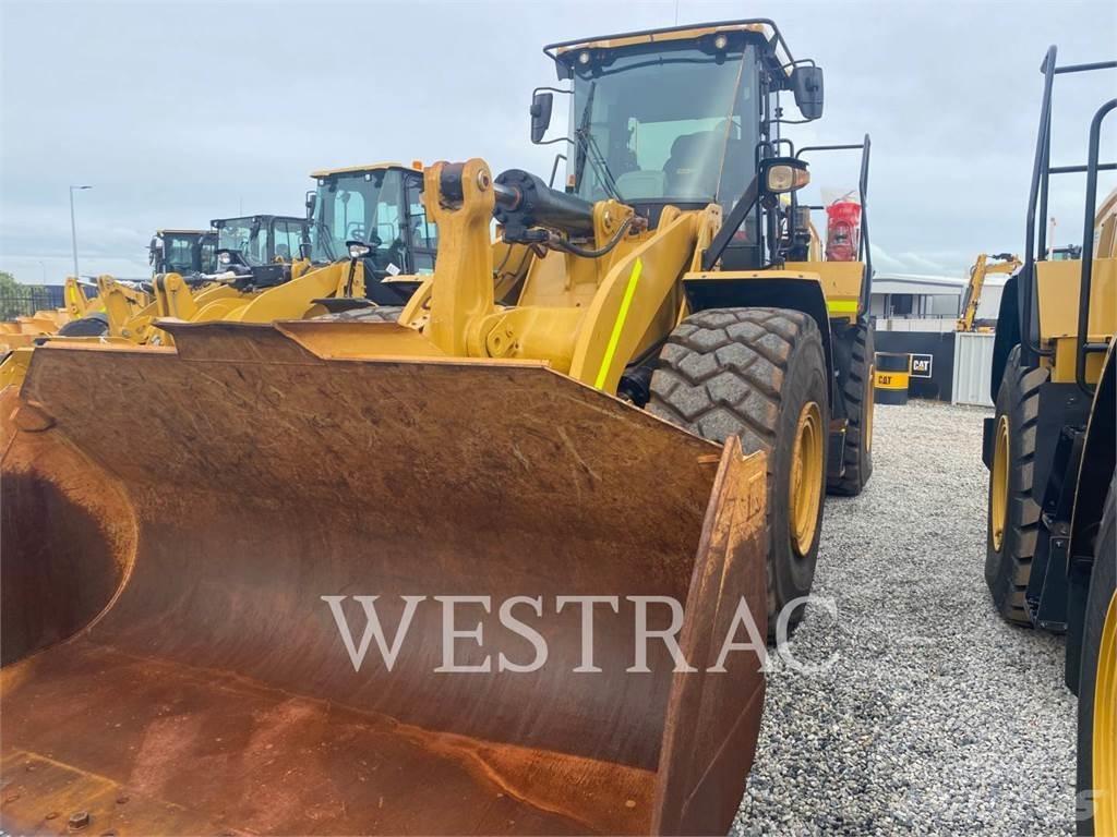 CAT 966M Iekrāvēji uz riteņiem