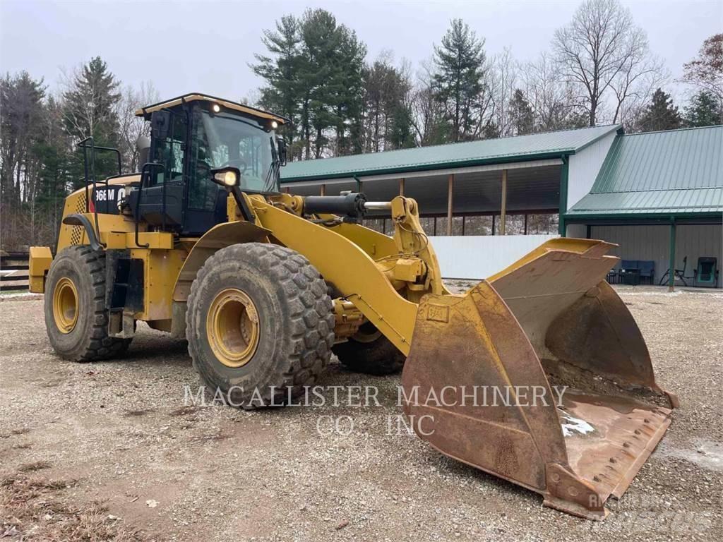 CAT 966M Iekrāvēji uz riteņiem