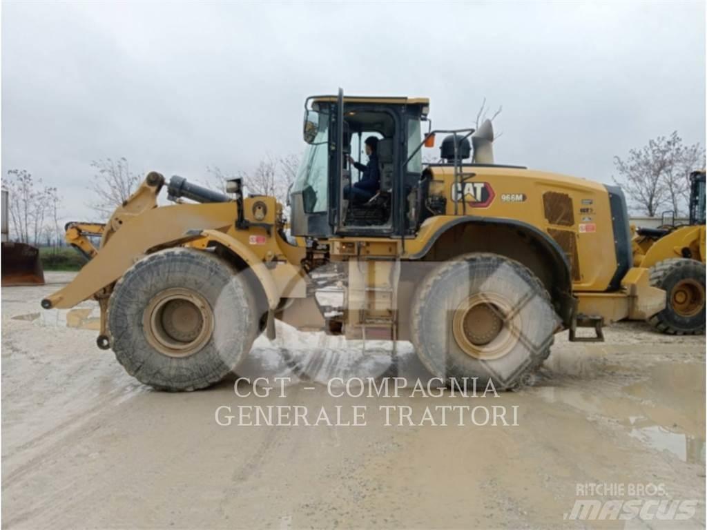 CAT 966M Iekrāvēji uz riteņiem