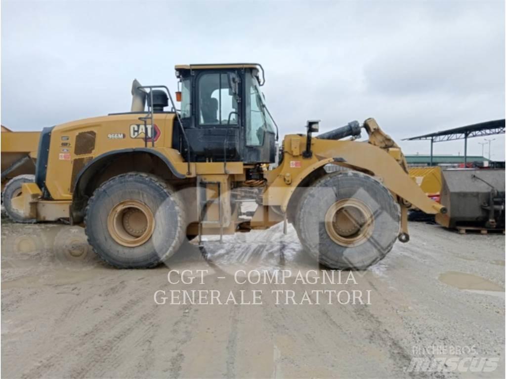CAT 966M Iekrāvēji uz riteņiem