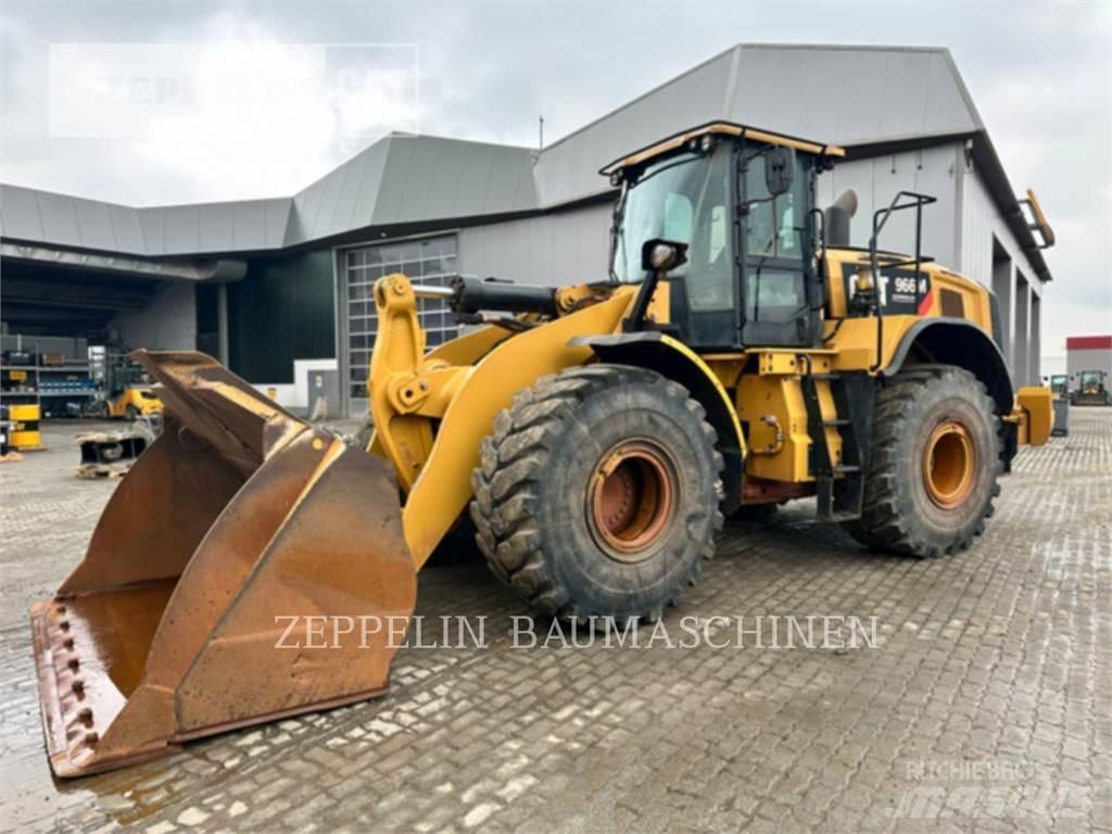 CAT 966M Iekrāvēji uz riteņiem
