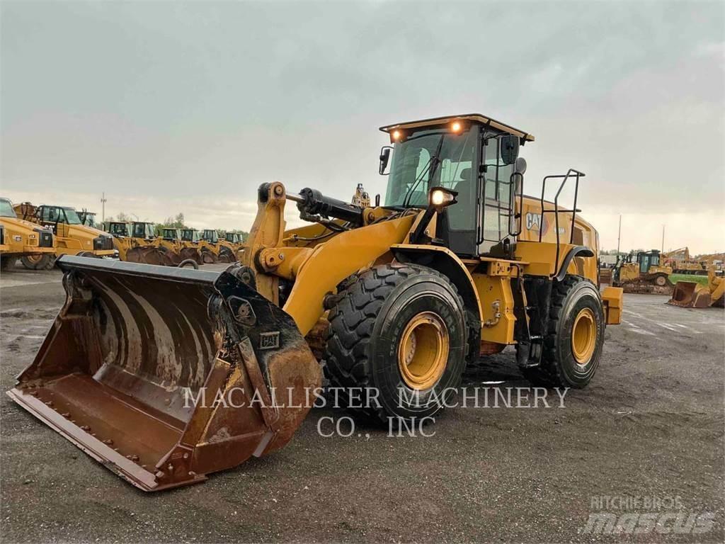 CAT 966M Iekrāvēji uz riteņiem