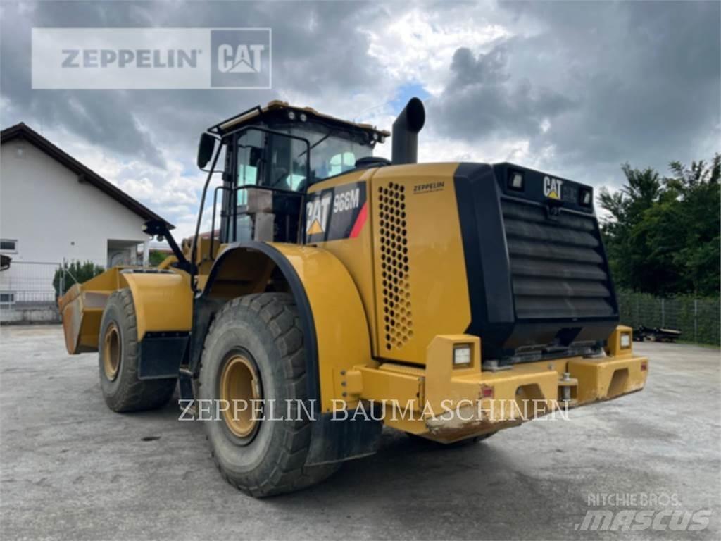 CAT 966M Iekrāvēji uz riteņiem