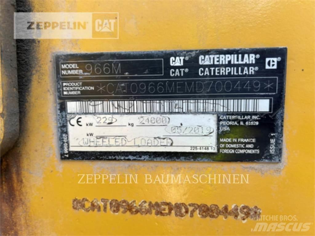 CAT 966M Iekrāvēji uz riteņiem