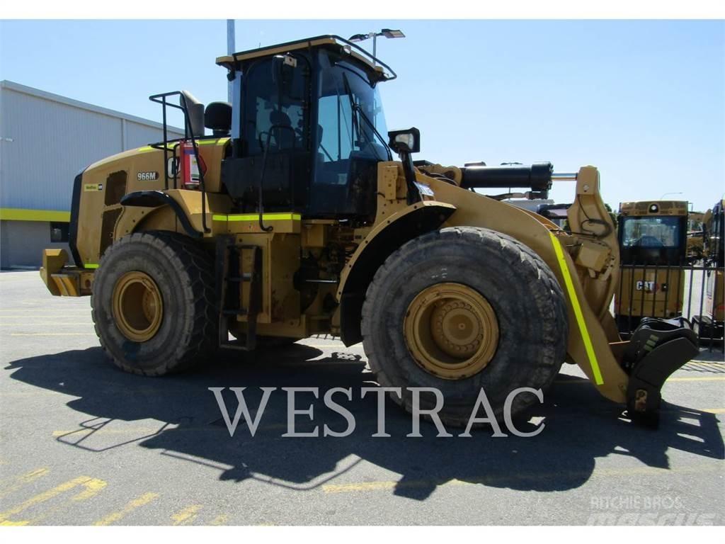 CAT 966M Iekrāvēji uz riteņiem
