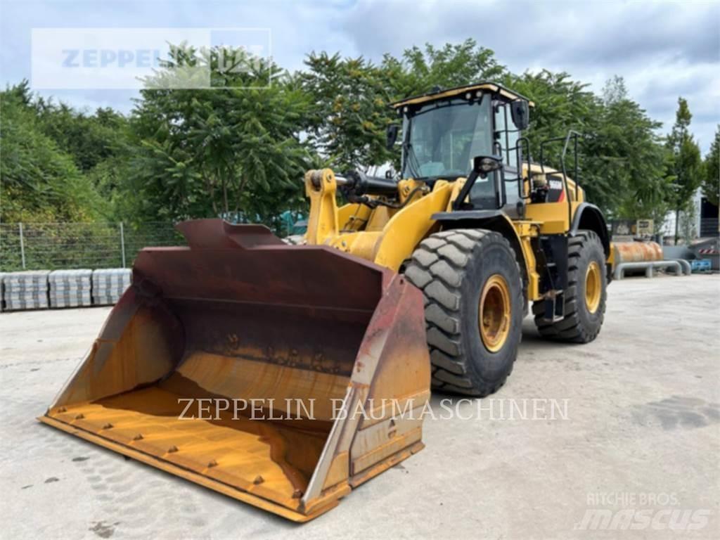 CAT 966M Iekrāvēji uz riteņiem