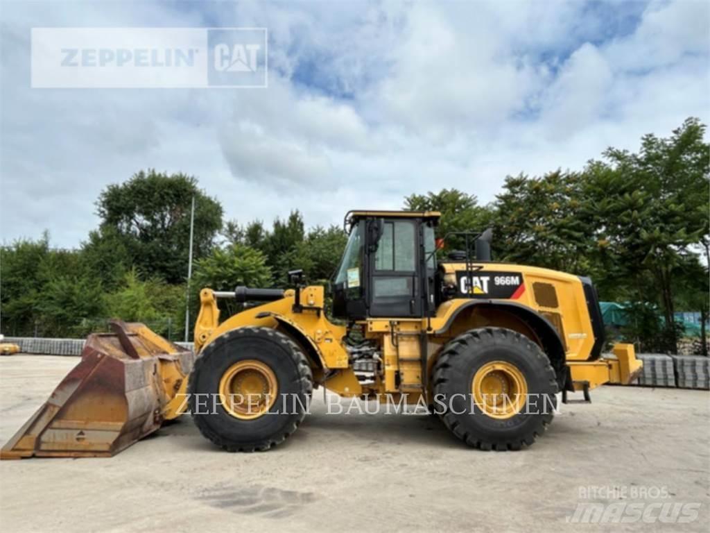 CAT 966M Iekrāvēji uz riteņiem