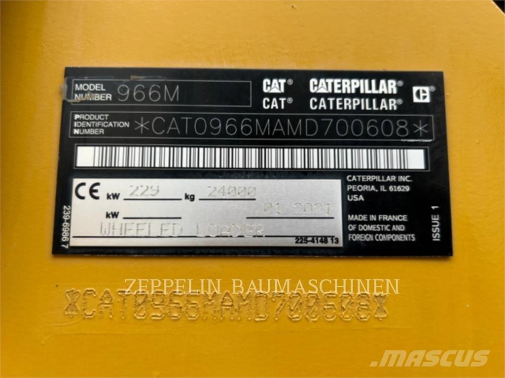 CAT 966M Iekrāvēji uz riteņiem