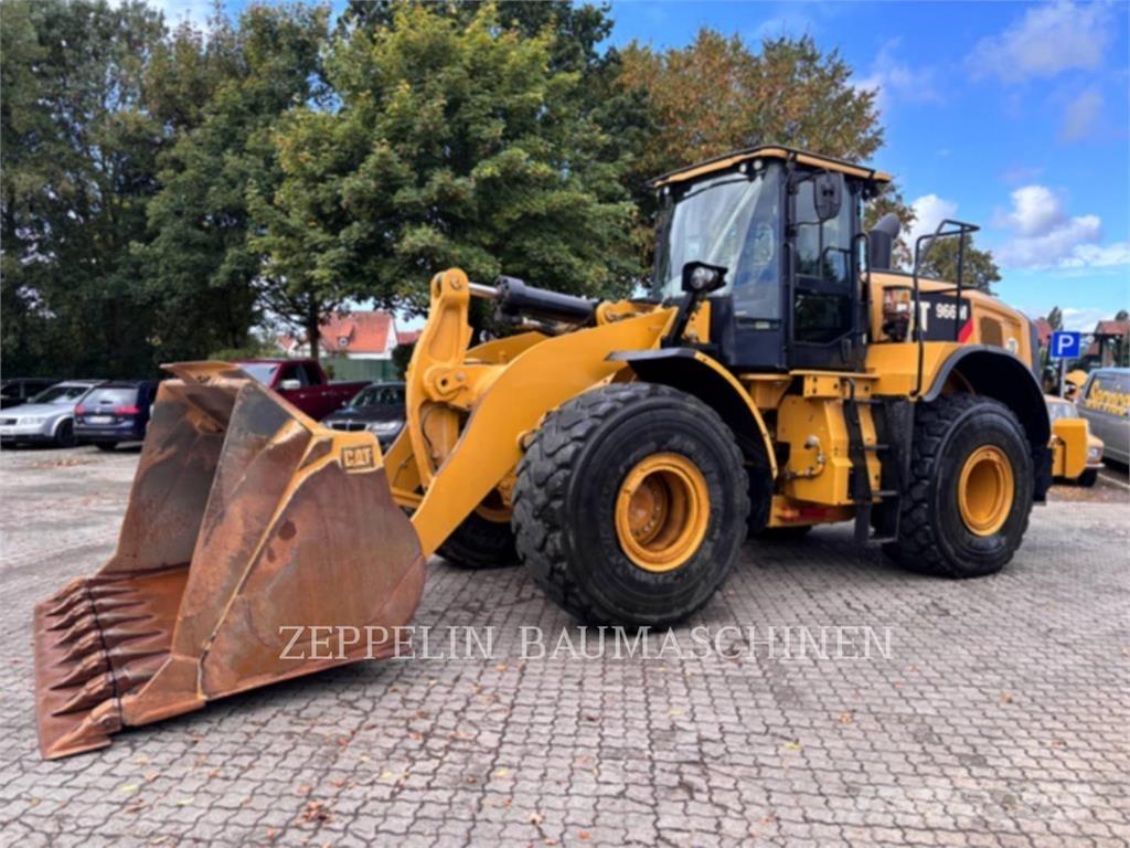 CAT 966M Iekrāvēji uz riteņiem
