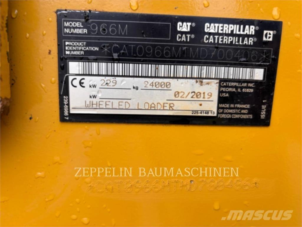 CAT 966M Iekrāvēji uz riteņiem