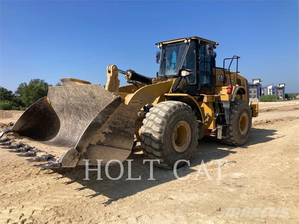 CAT 966M Iekrāvēji uz riteņiem