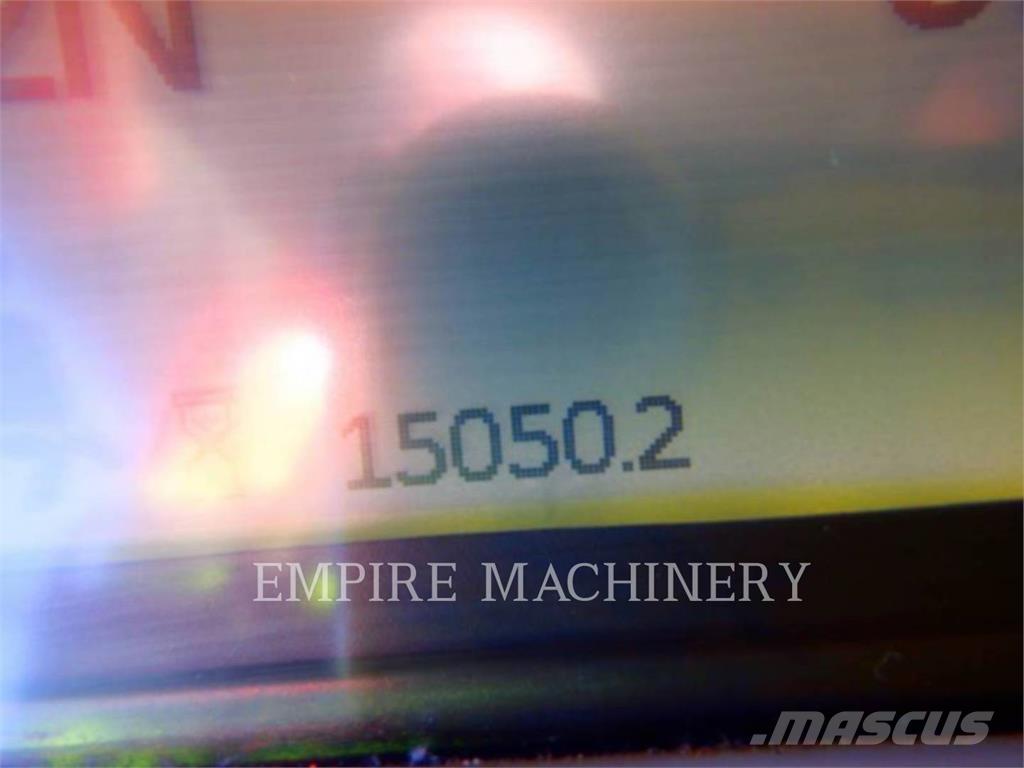 CAT 966M Iekrāvēji uz riteņiem