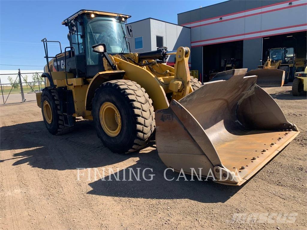 CAT 966M Iekrāvēji uz riteņiem