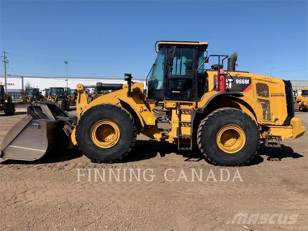 CAT 966M Iekrāvēji uz riteņiem