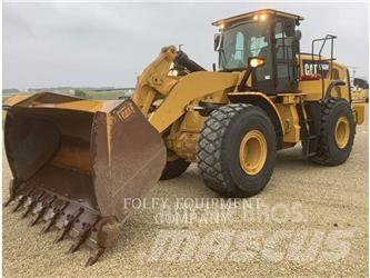 CAT 966M Iekrāvēji uz riteņiem