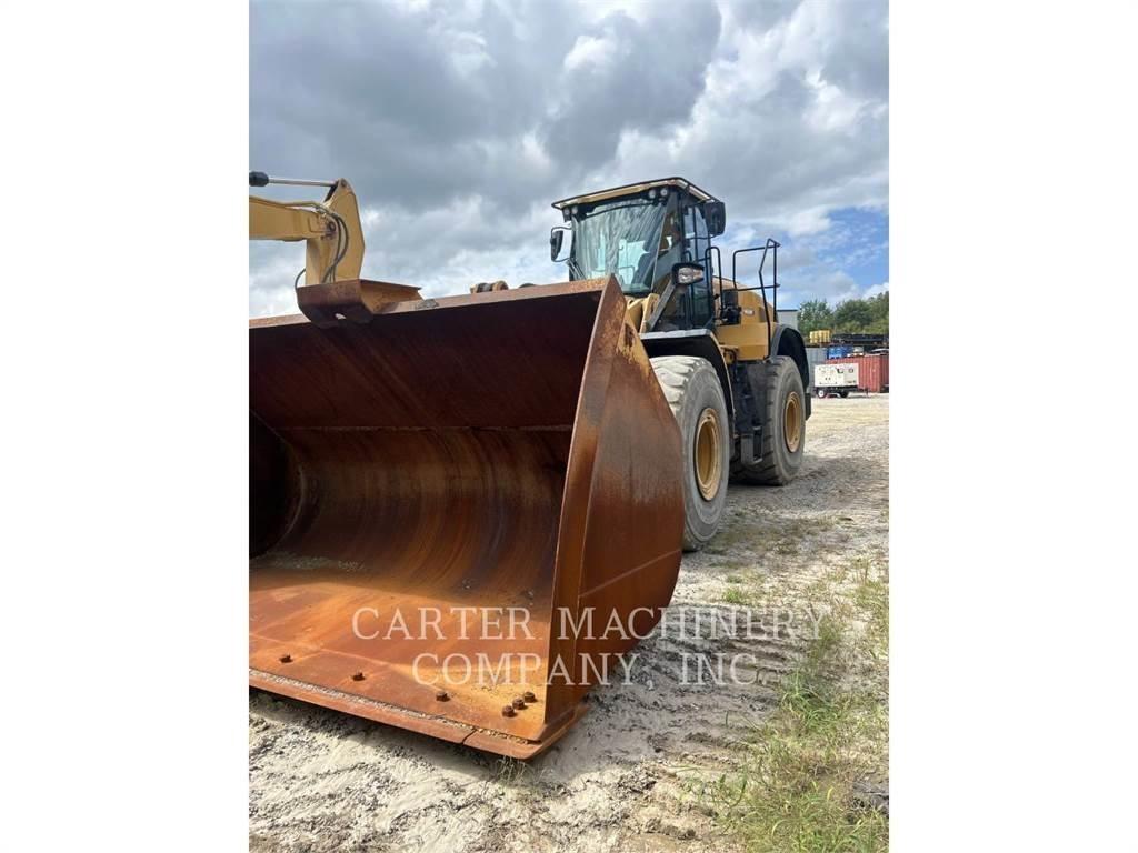 CAT 966M 2V Iekrāvēji uz riteņiem