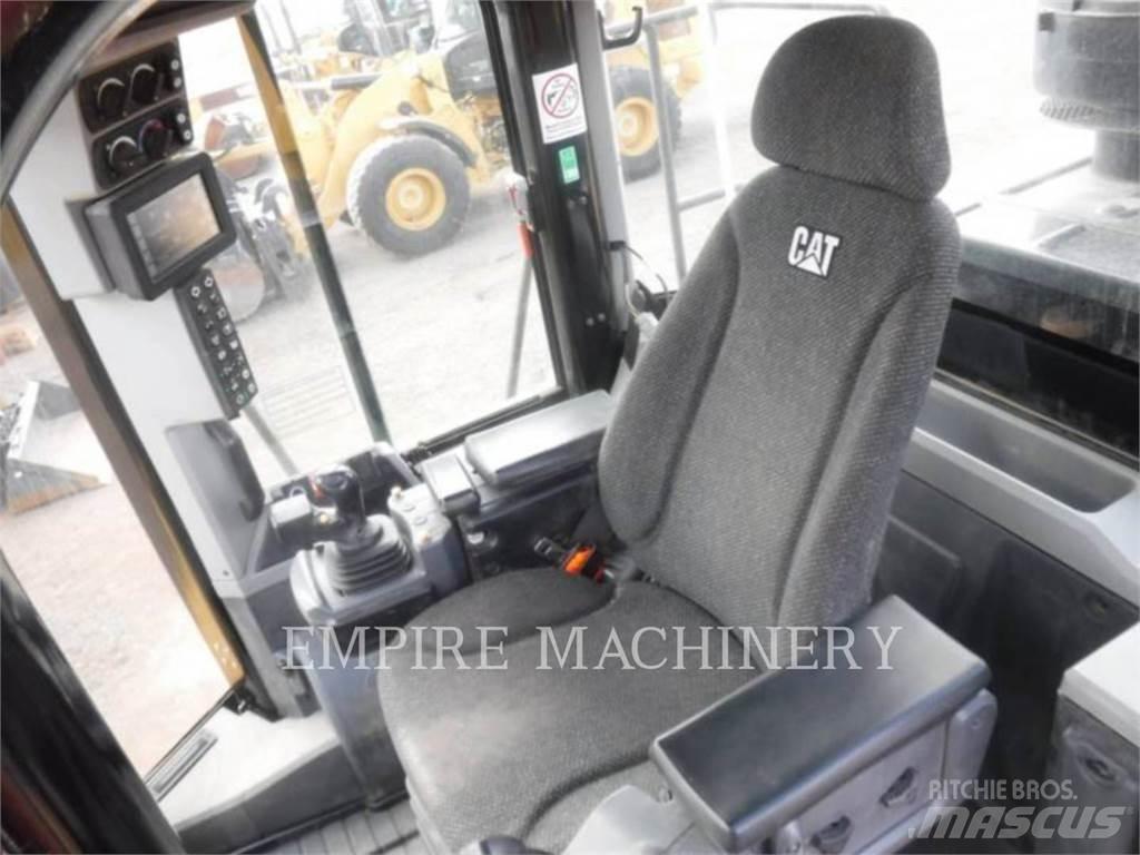 CAT 966M FC Iekrāvēji uz riteņiem