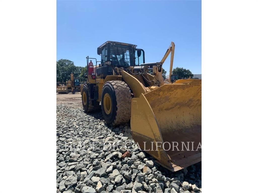 CAT 966M HL Iekrāvēji uz riteņiem