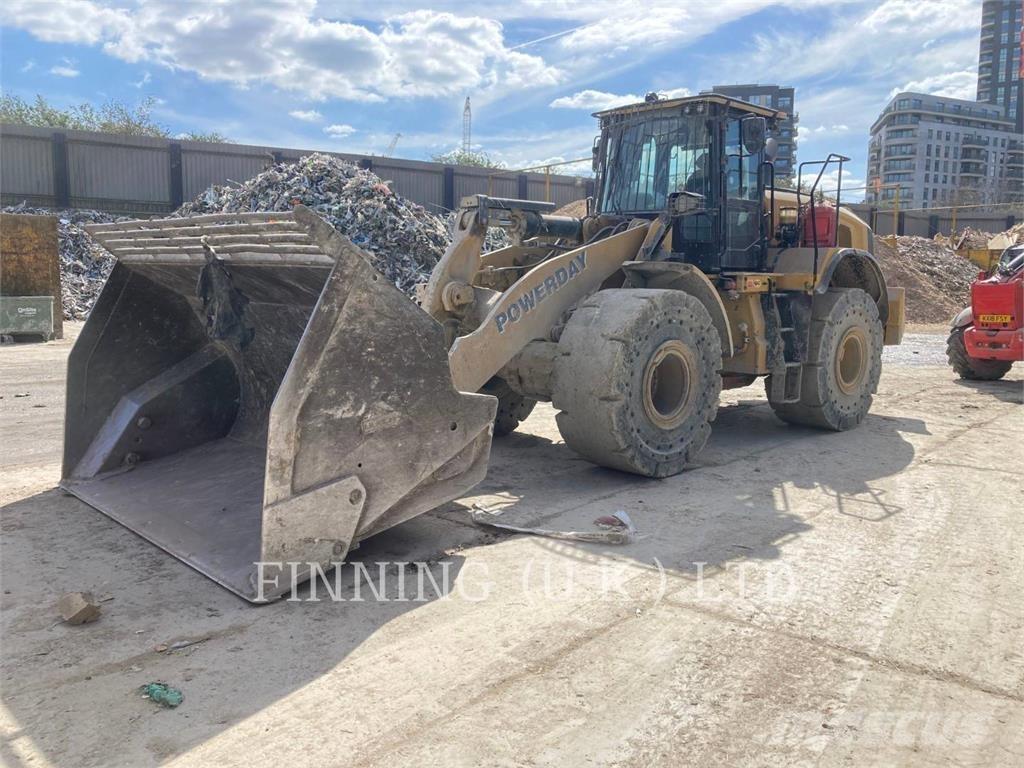 CAT 966M HL Iekrāvēji uz riteņiem