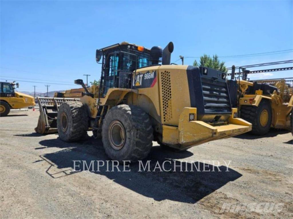 CAT 966M WH Iekrāvēji uz riteņiem