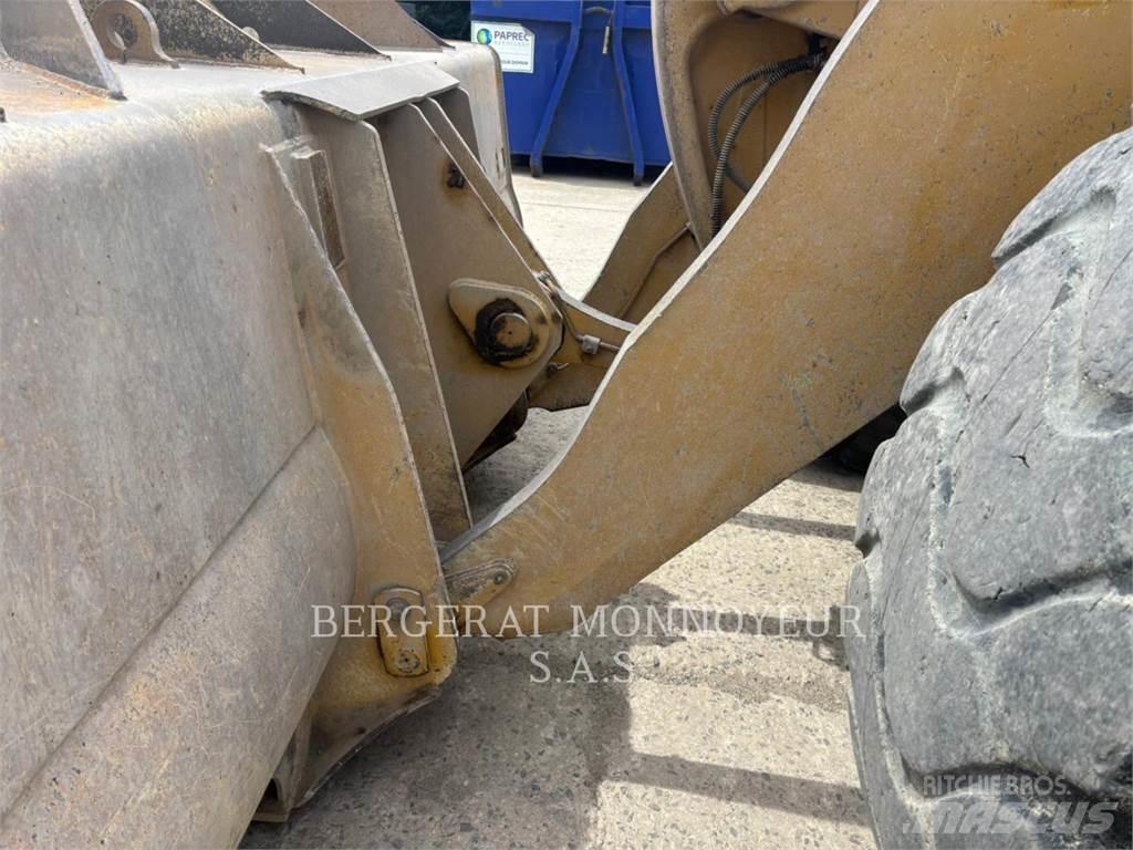 CAT 966M XE Iekrāvēji uz riteņiem