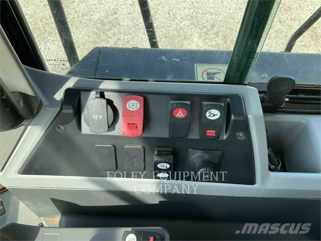CAT 966MAG Iekrāvēji uz riteņiem